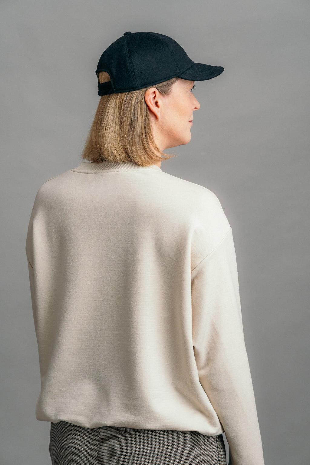 The Merino Sweatshirt – Almond