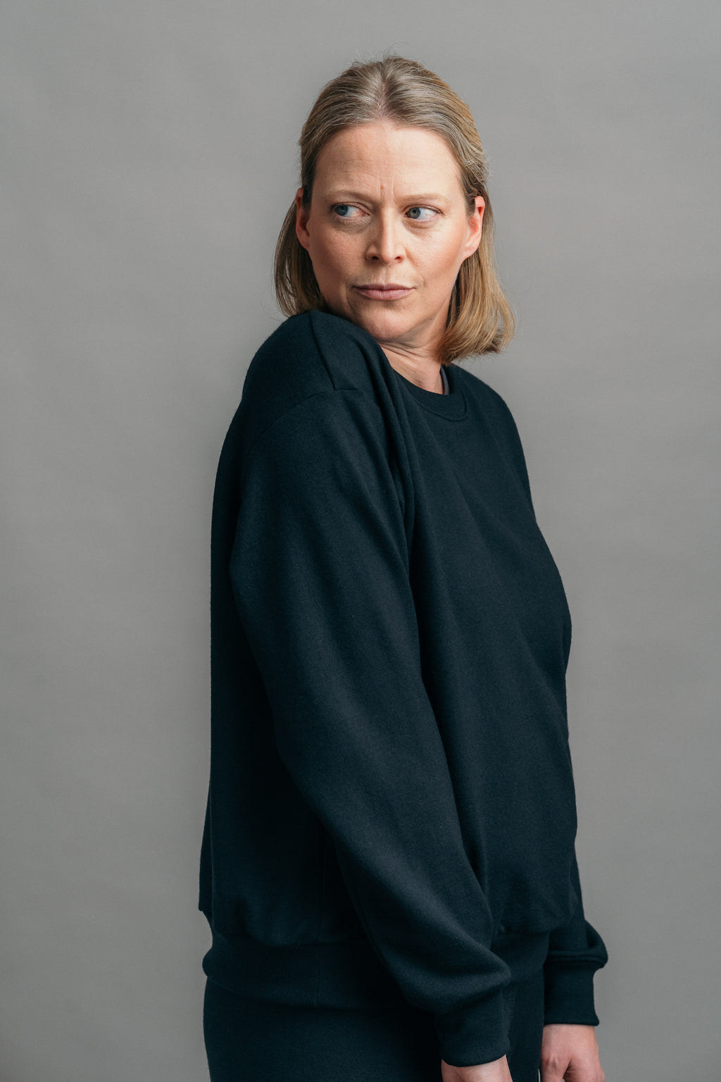 The Merino Sweatshirt – Black