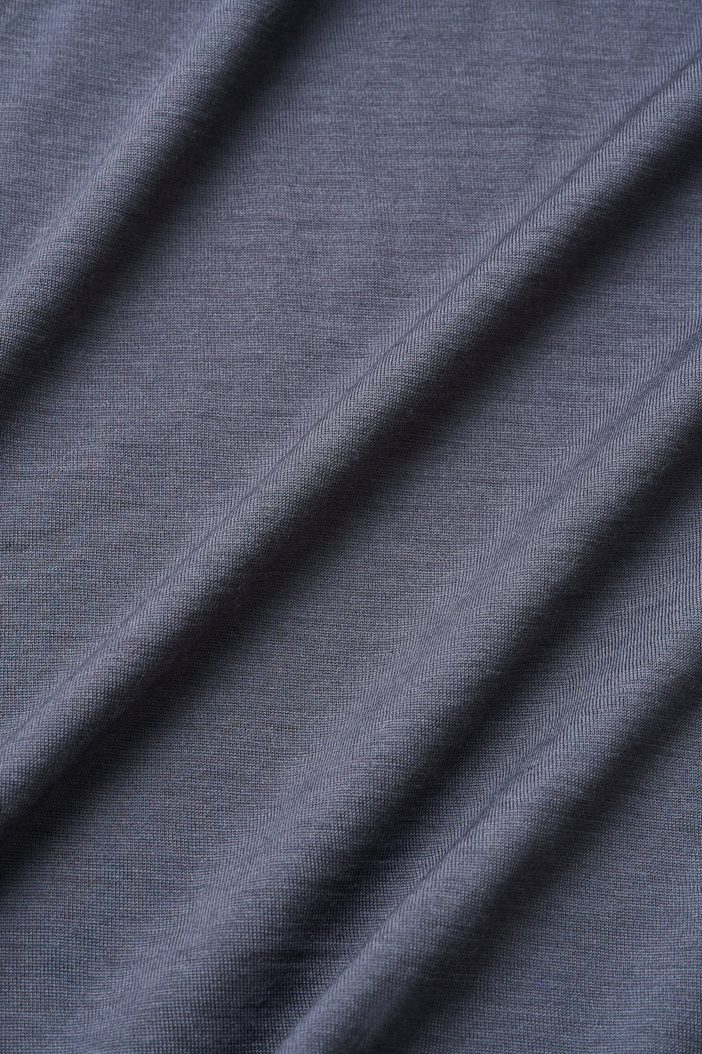 The Classic Merino Long Sleeve – Coal Grey