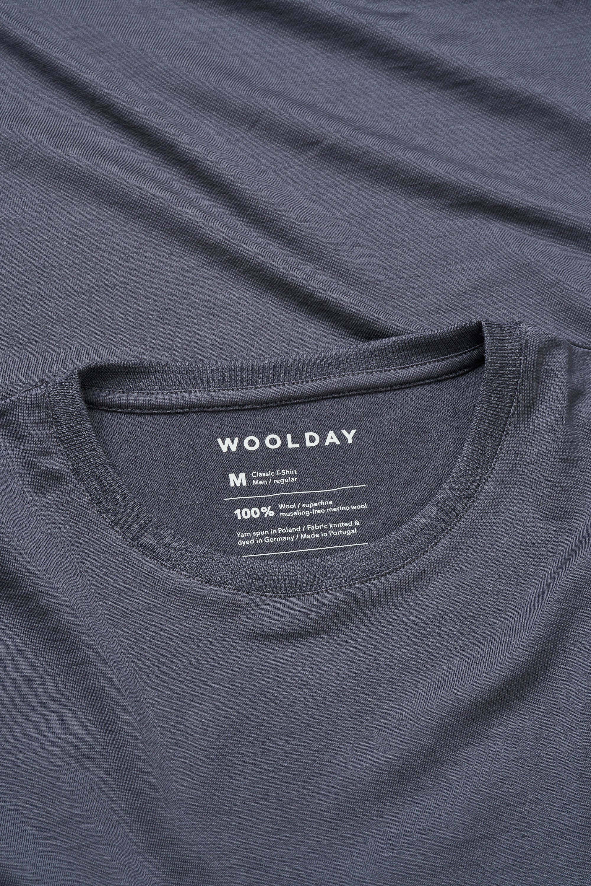 Das Classic Merino T-Shirt – Kohlegrau