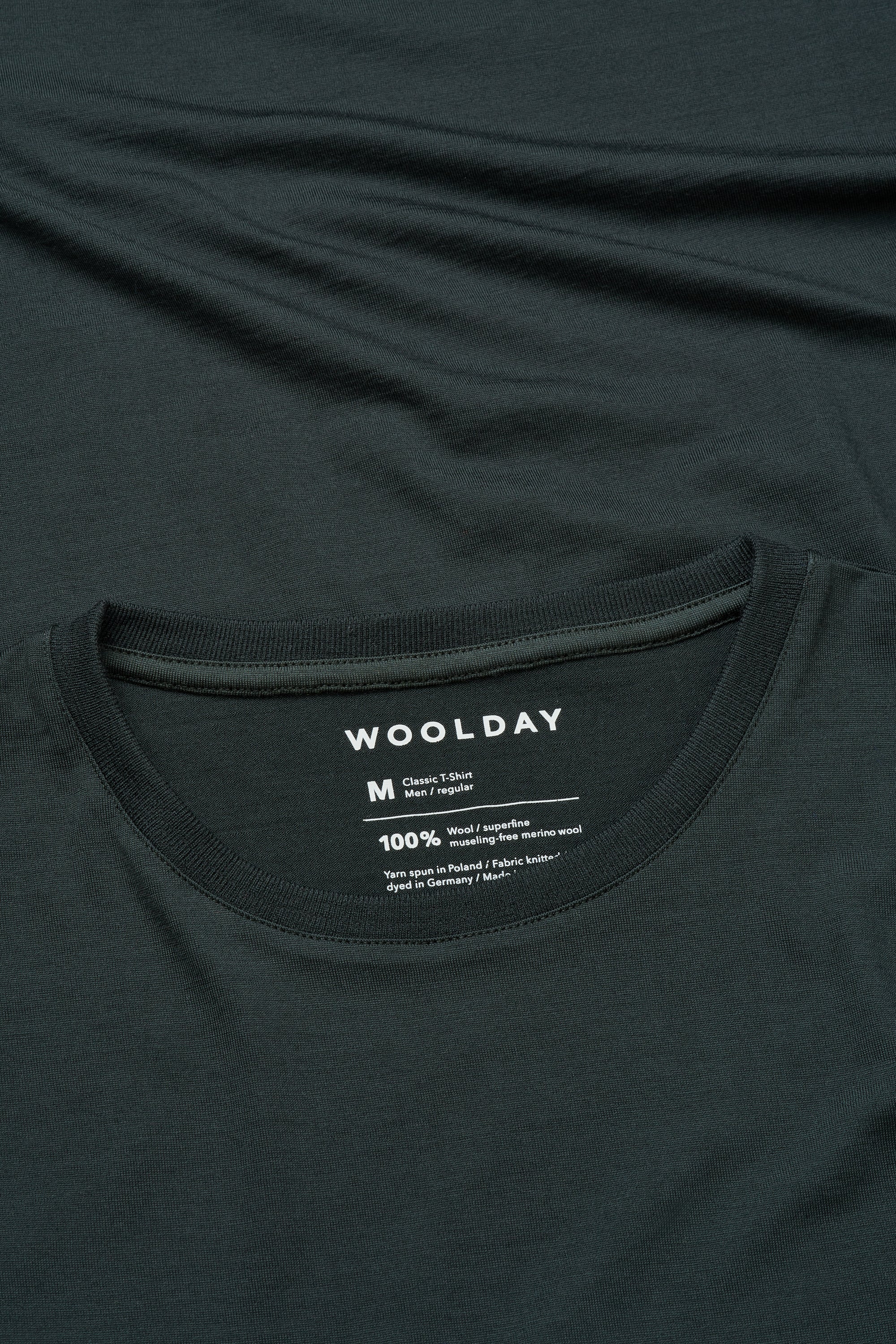 Das Classic Merino T-Shirt – Tannengrün