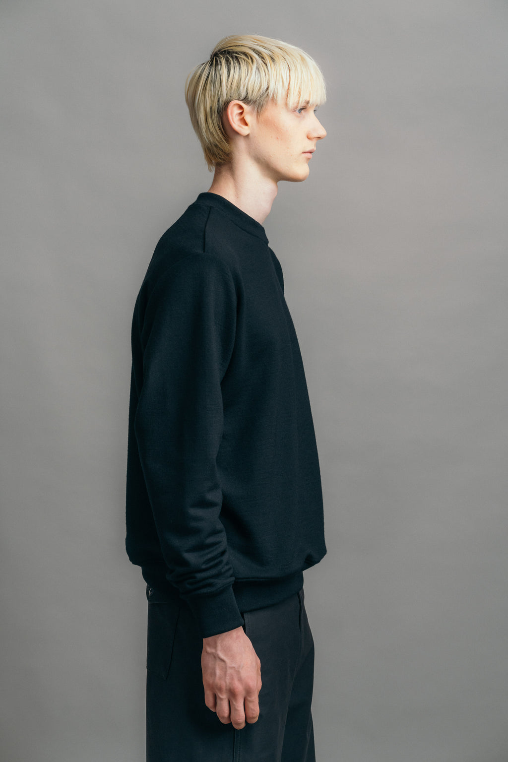 The Merino Sweatshirt – Black