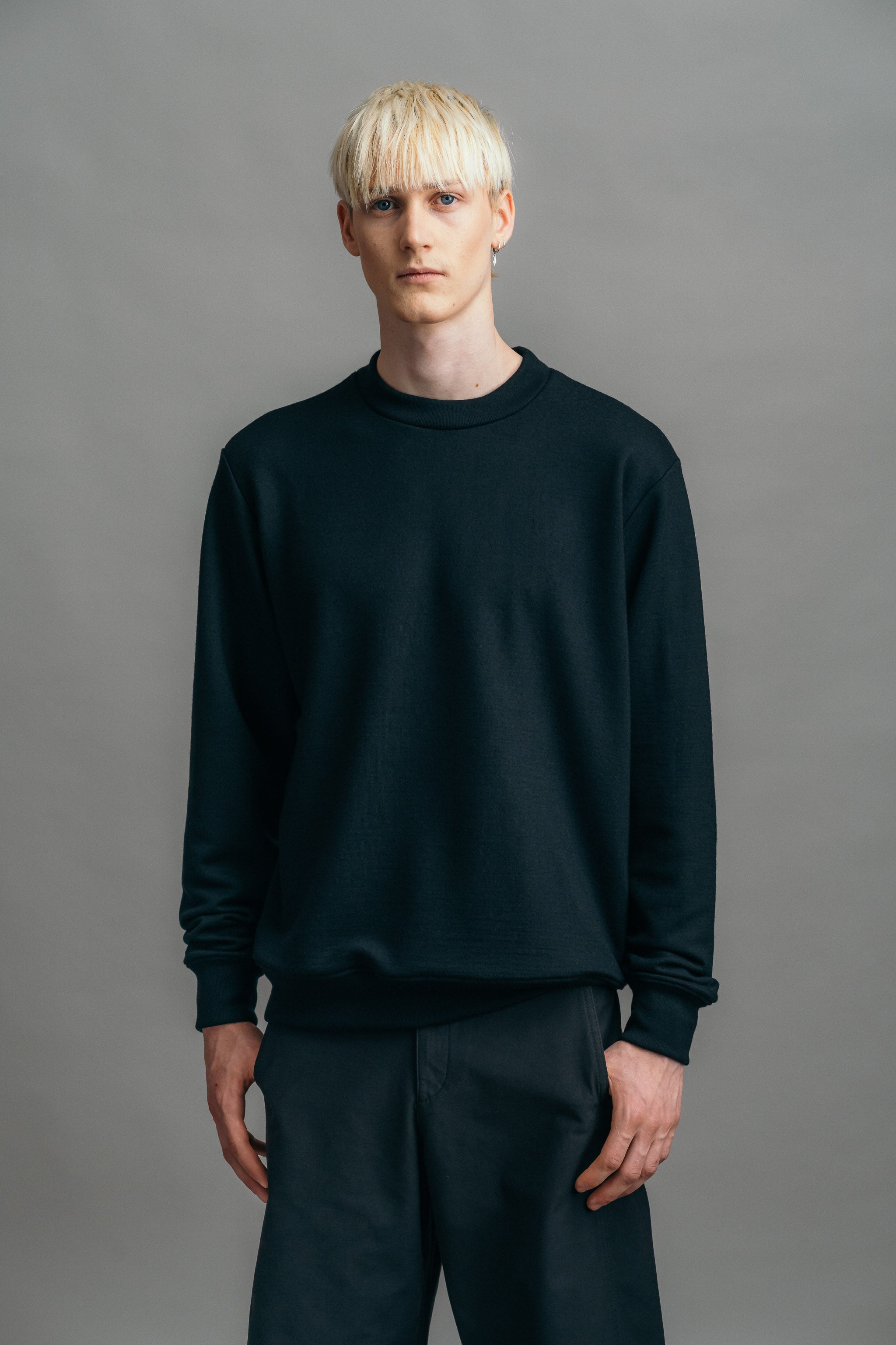The Merino Sweatshirt – Black