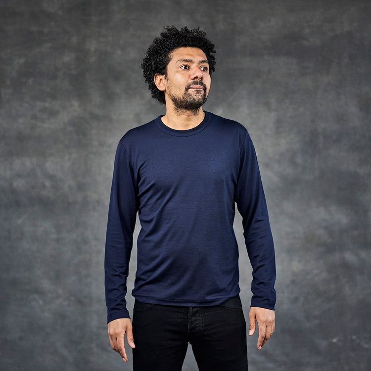 The Merino Wool Long Sleeve T-Shirt Navy Blue Woolday 6