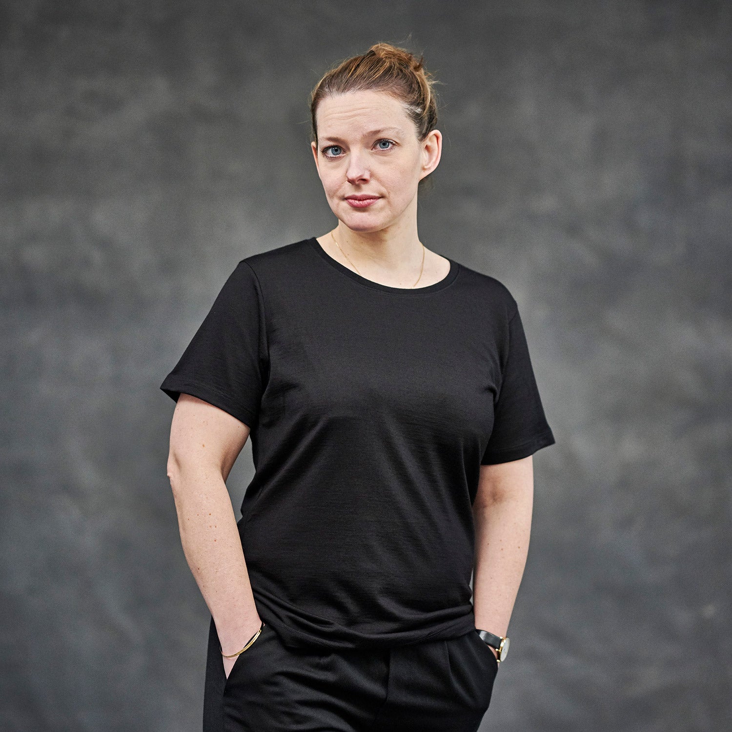 The Merino Wool T-Shirt for Women Black Woolday 5