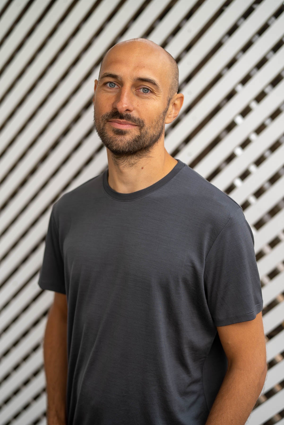 WOOLDAY The Merino Wool T-Shirt for Men Coal Grey 2#ccolor_kohlegrau